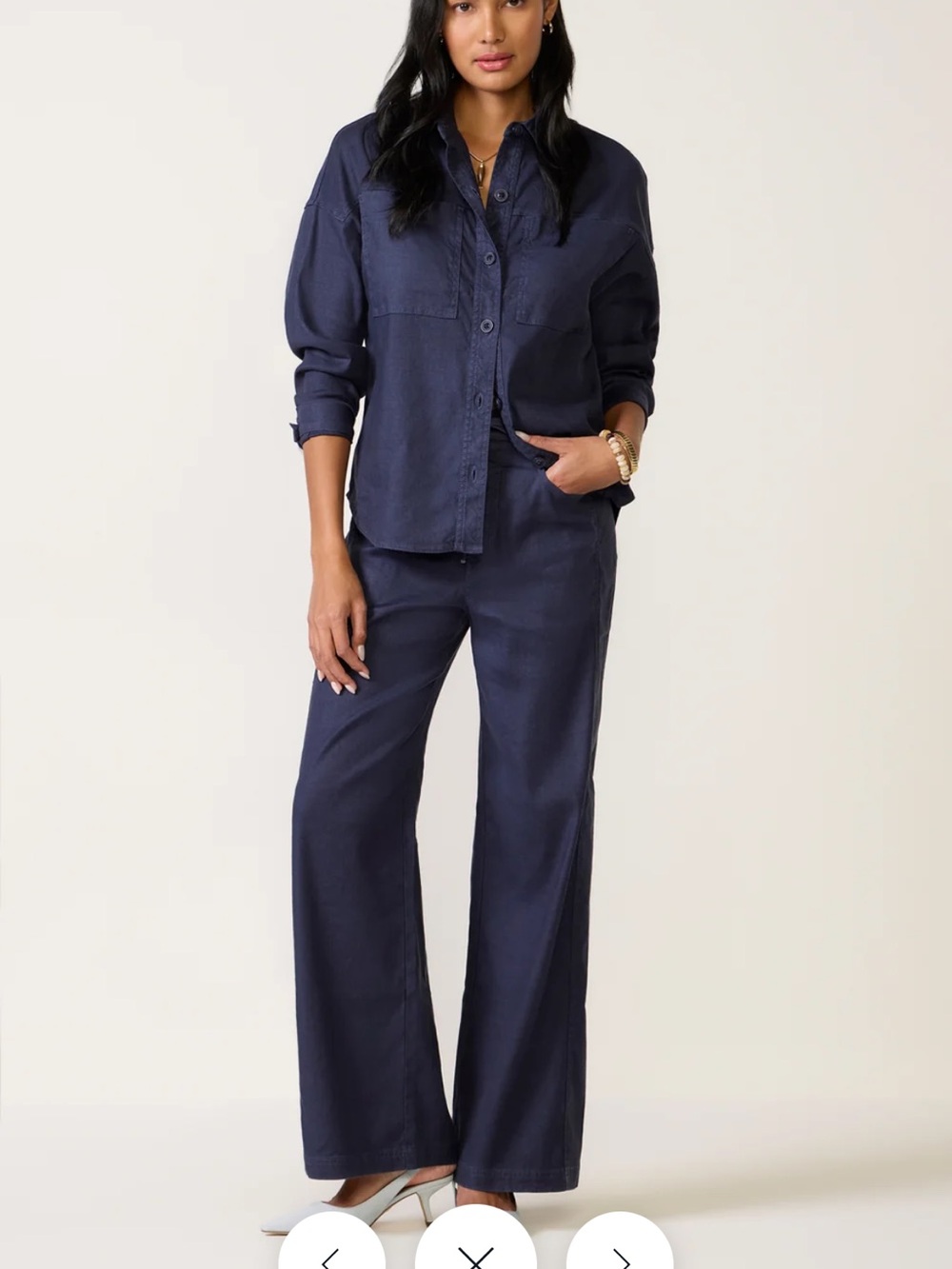 Evereve Navy Joelle Stretch Linen trousers with tie. Small.